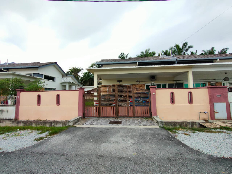 TAMAN INTAN BAIDURI, SEPANG - photo 2