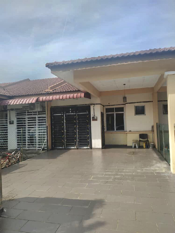 TAMAN INTAN BAUDURI, SALAK TINGGI