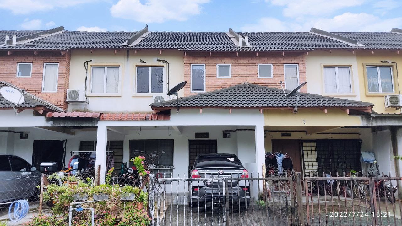 Double Storey Taman Eka Matahari Labu