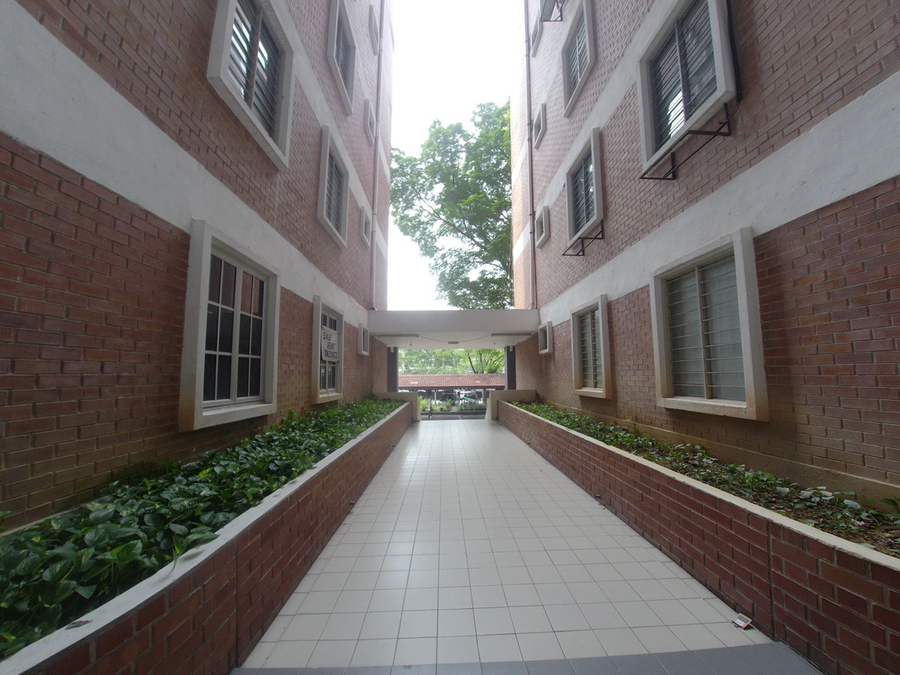 Corner Lot Garden Park Condo Bandar Sungai Long Ka - photo 6