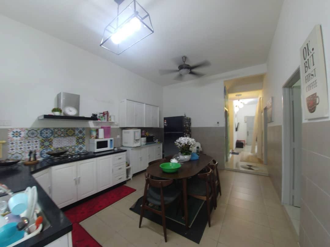 TownHouse Ground Unit, Desa Saujana 2 - photo 12