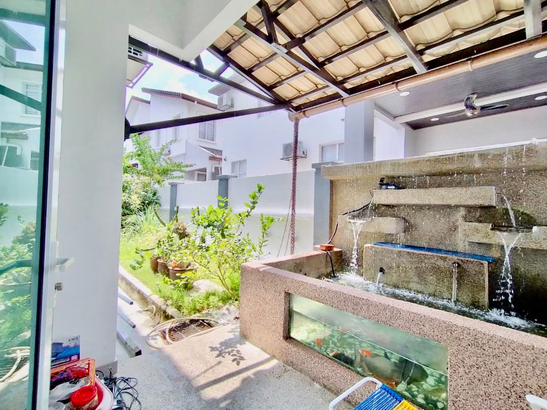 2 AND HALF  Storey Semi D Saujana Villa Kajang - photo 8