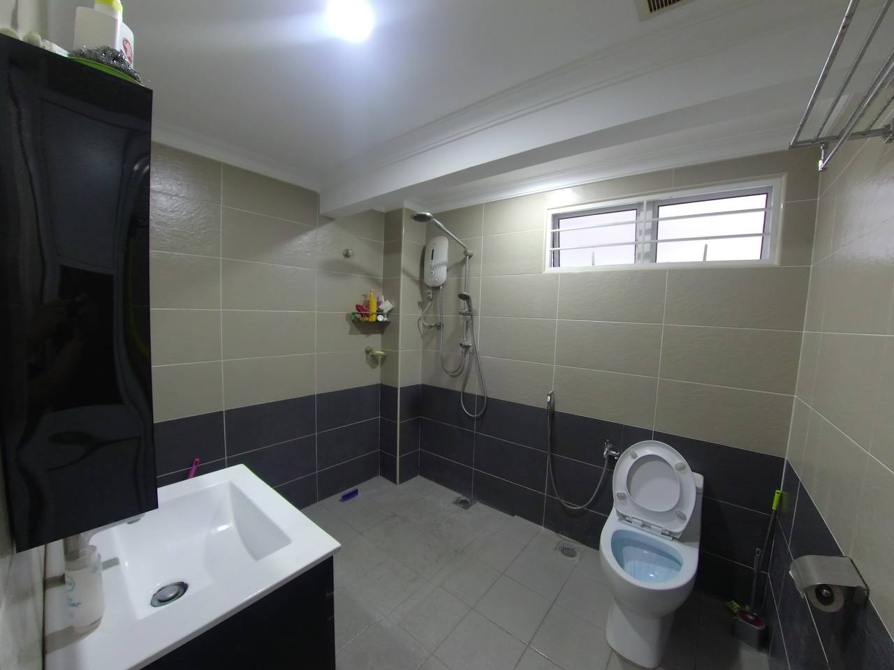 2 Storey Semi D Taman Bukit Emas Balakong - photo 12