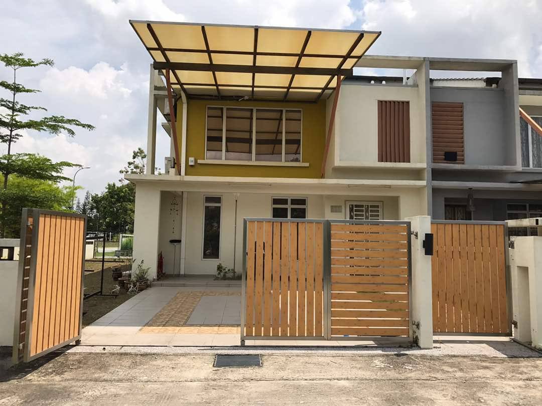 2 Storey Corner Lot Bandar Enstek Nilai