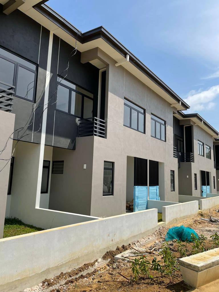 2 Storey Intermediate Amaya Maple Residence - photo 7