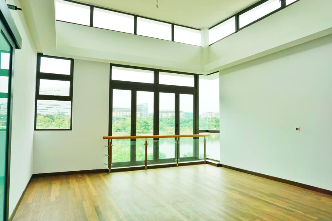 Lake view 3 Storey FERA Twinvilla  Presint 8 - photo 2