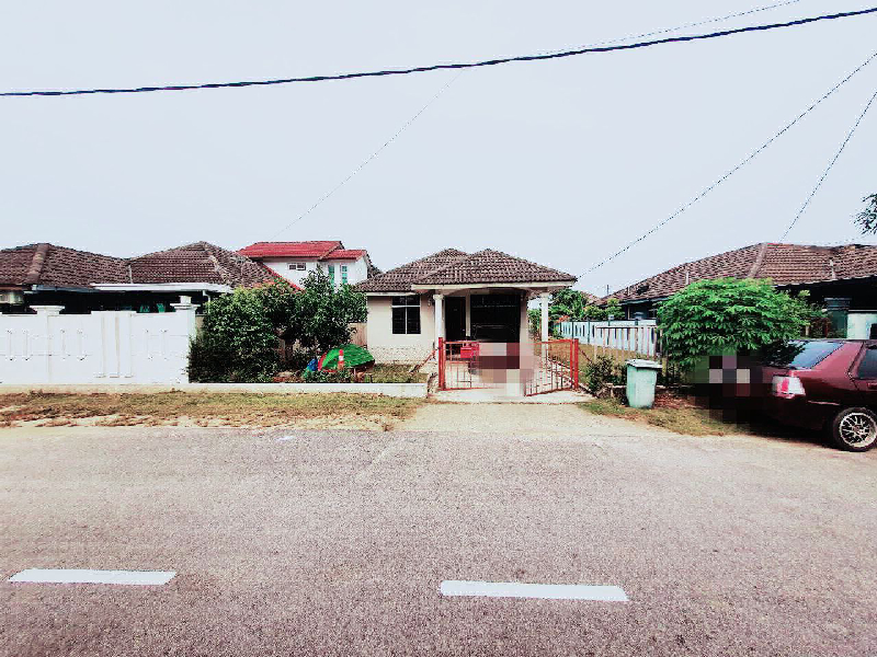 [PRICE REDUCED] BANGLO SETINGKAT @ SG. ISAP DAMAI, KUANTAN  - photo 2