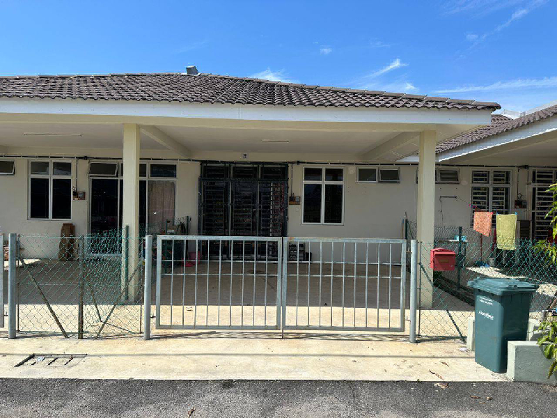 [FACING OPEN] TERES SETINGKAT @ GAMBANG DAMAI 1, KUANTAN