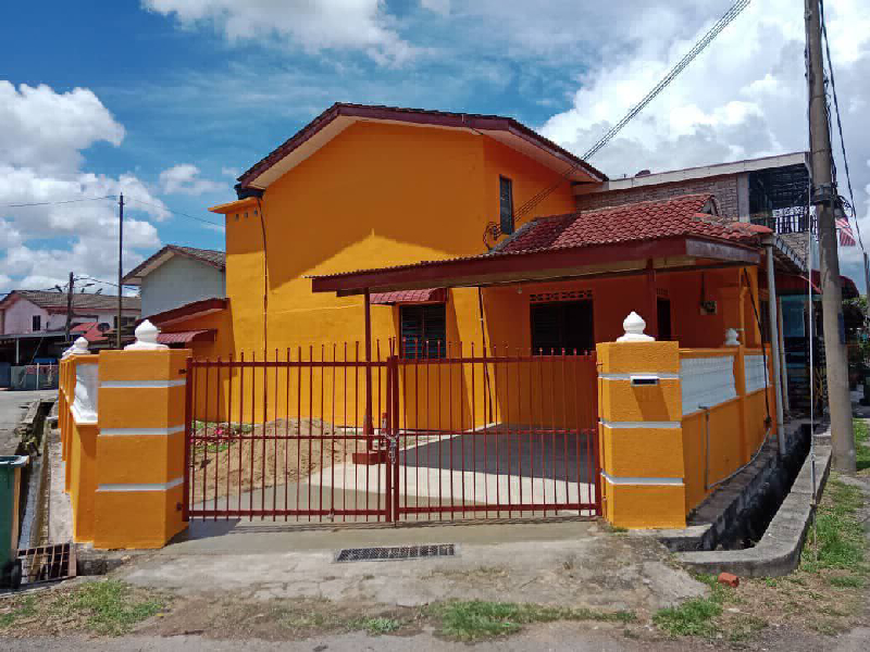 [CORNER LOT] TERES 2 TINGKAT @ TAMAN SERI MAHKOTA JAYA, KUANTAN  - photo 2