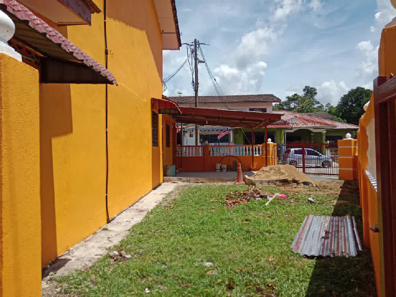 [CORNER LOT] TERES 2 TINGKAT @ TAMAN SERI MAHKOTA JAYA, KUANTAN  - photo 4