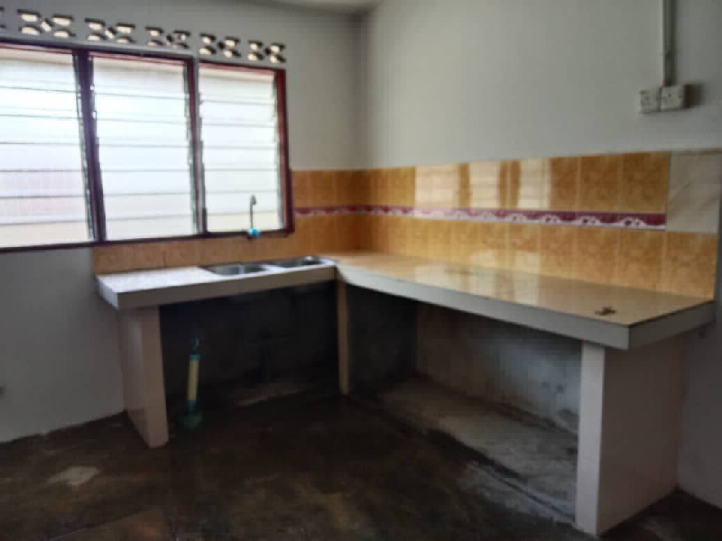 [CORNER LOT] TERES 2 TINGKAT @ TAMAN SERI MAHKOTA JAYA, KUANTAN  - photo 12