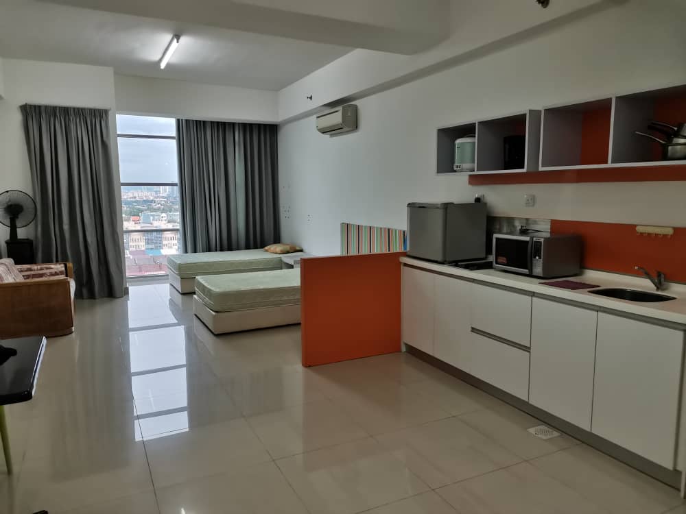 SOHO IN SUBANG JAYA NEAR TO LRT STATION SS15