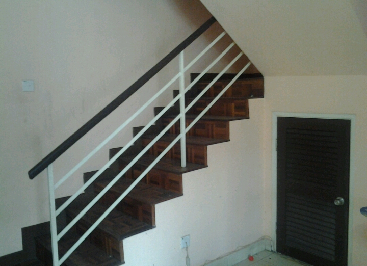 2STY TERRACE PARTIAL FURNISHED, SUBANG BESTARI - photo 3