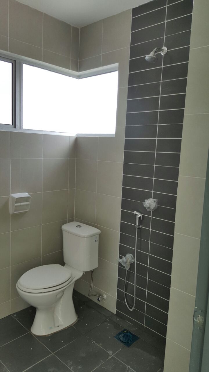 Lake View Corner Unit Damai Apartment, Shah Alam - photo 7