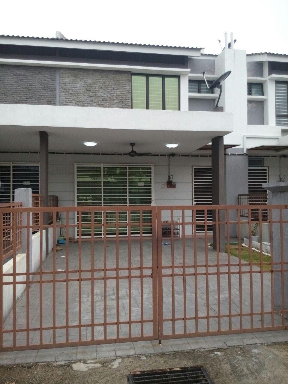 Newly Reno Kitchen Cabinet 2Sty, Saujana Utama - photo 4