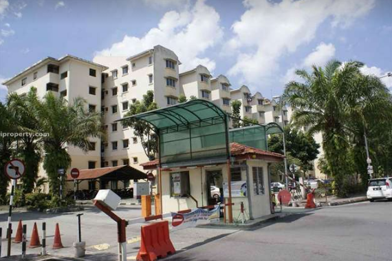 Mampu Milik Apt Kitchen Cab, Lift, Subang Bestari - photo 5