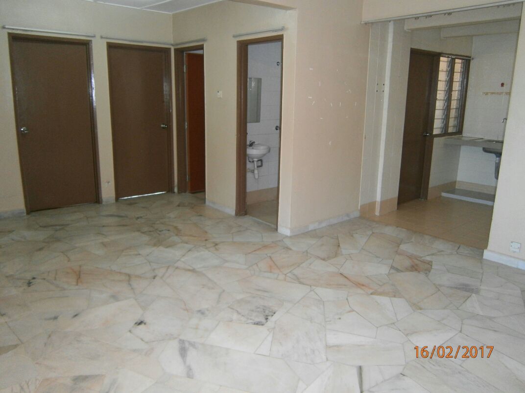 MAMPU MILIK APT KIAMBANG, BUKIT SUBANG DENAI ALAM - photo 3