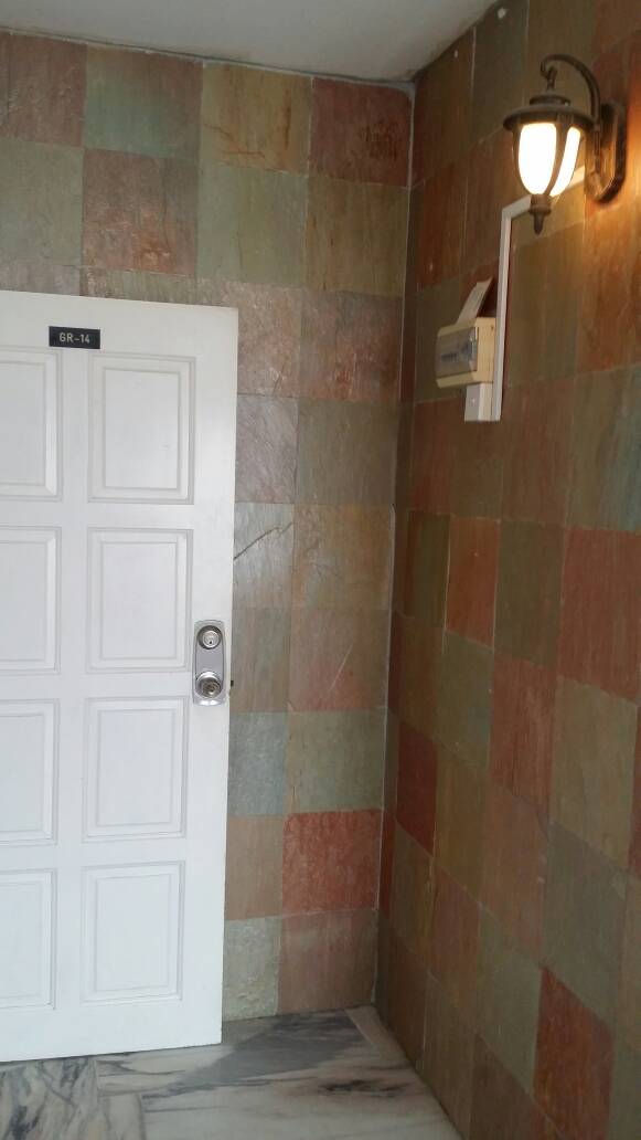 GROUND FLOOR RENO KASUARINA SALJU APT PUNCAK ALAM - photo 2