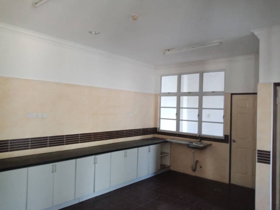 SEMID CORNER HUGE LAND SEKSYEN 13 SHAH ALAM - photo 3
