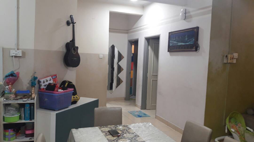 CHECK THIS OUT, DELIMA APARTMENT, BUKIT JELUTONG - photo 4