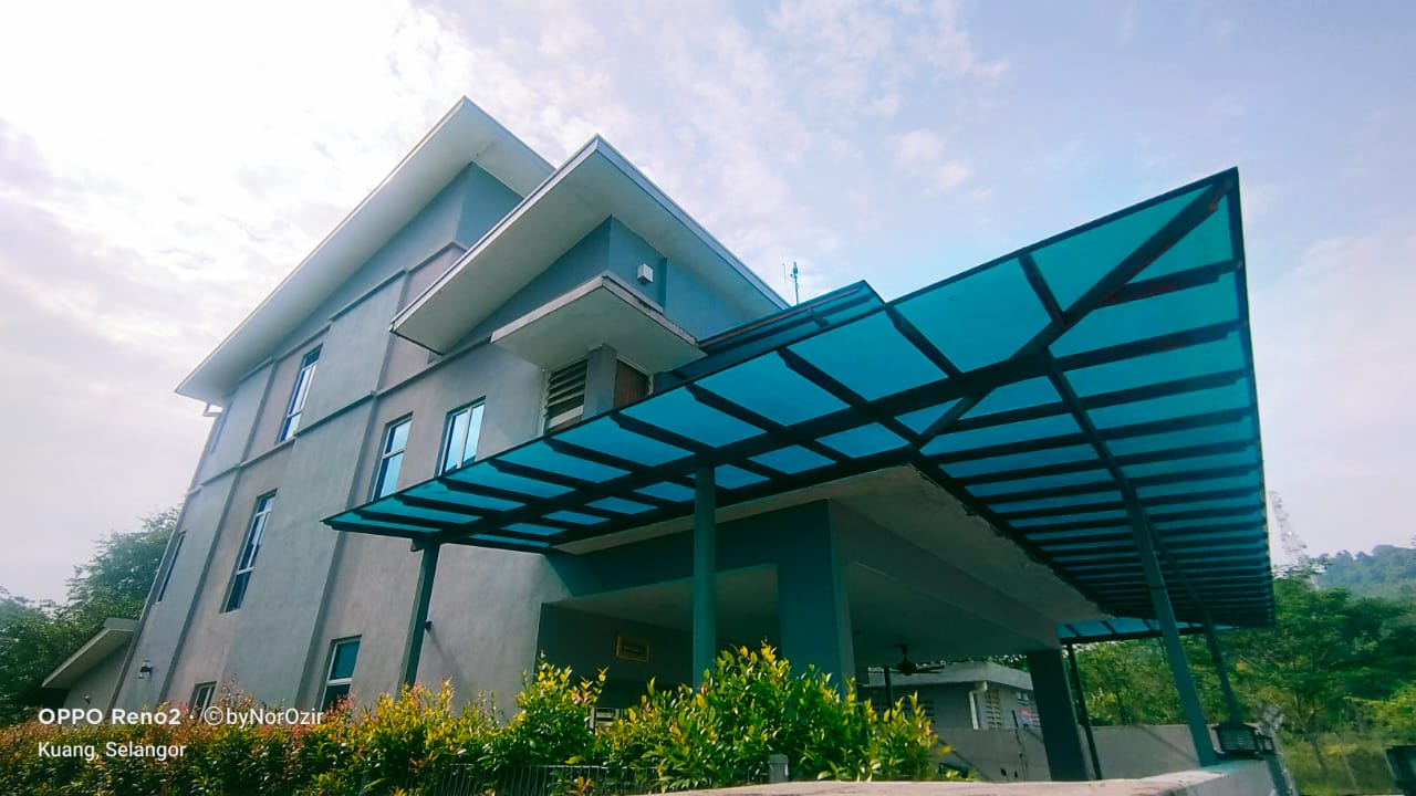 Freehold Bungalow, M ...
