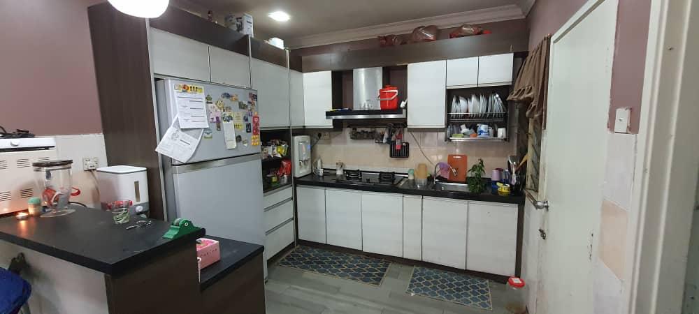 Corner Lot Extra Land, Saujana Utama, Sungai Buloh - photo 5