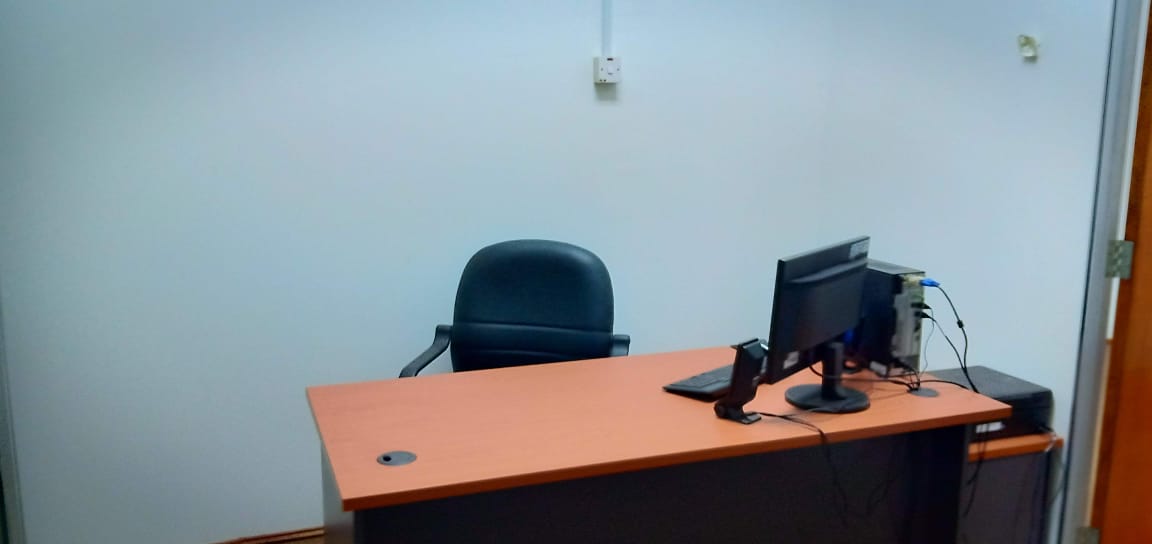 Office End Lot  Furnished, SU Mall, Saujana Utama - photo 5