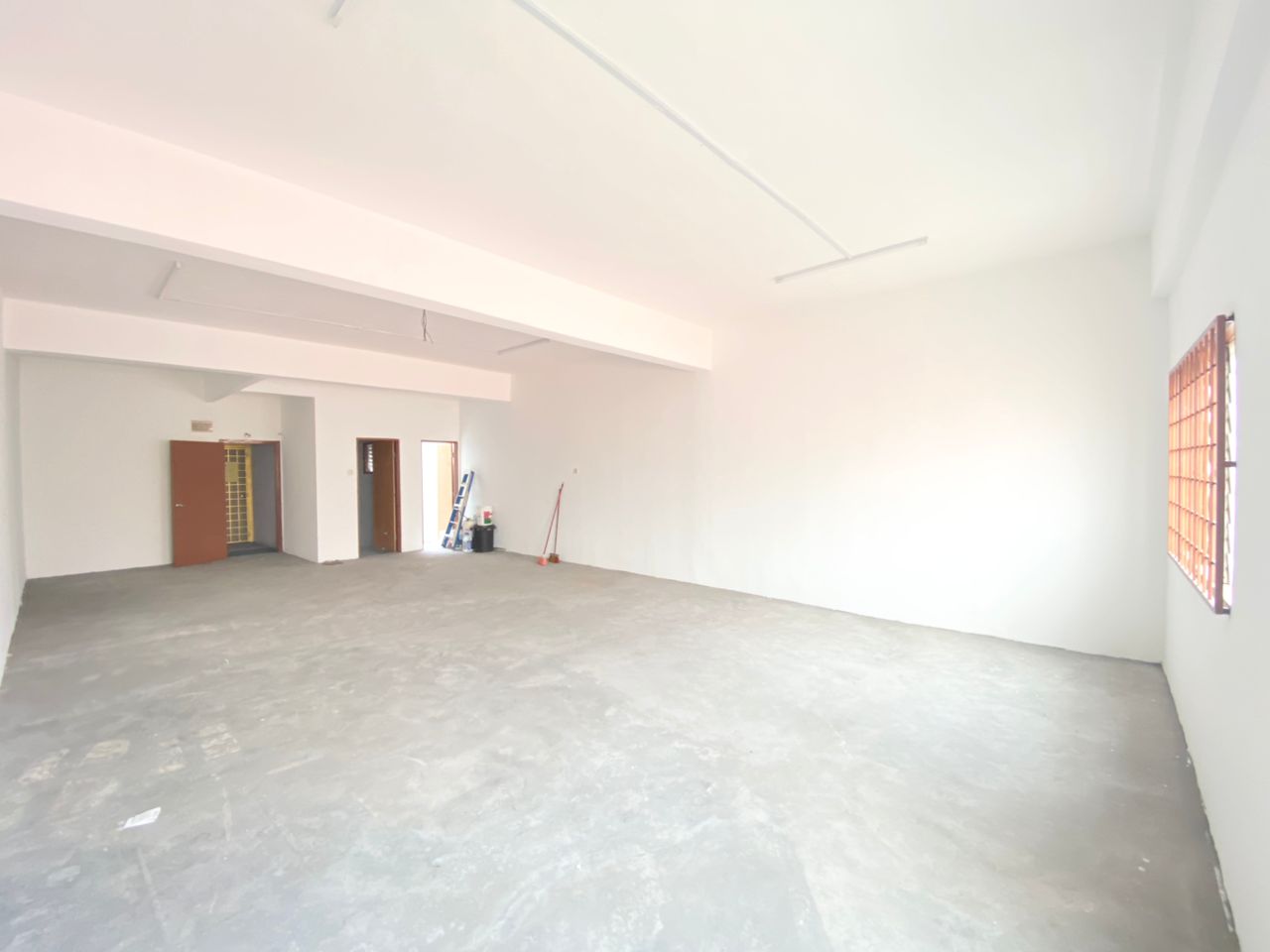 First Floor office unit for rent Port Klang - photo 2