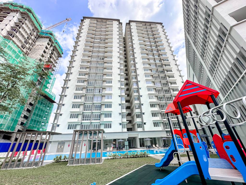 Condo E Park Residence Block B - photo 7