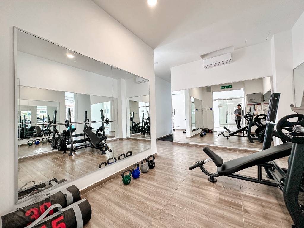 Condo E Park Residence Block B - photo 8