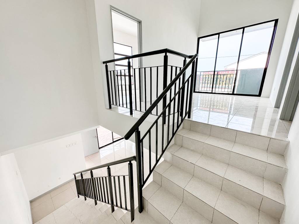 CORNER LOT 2 Storey Terrace Saujana Perdana - photo 6