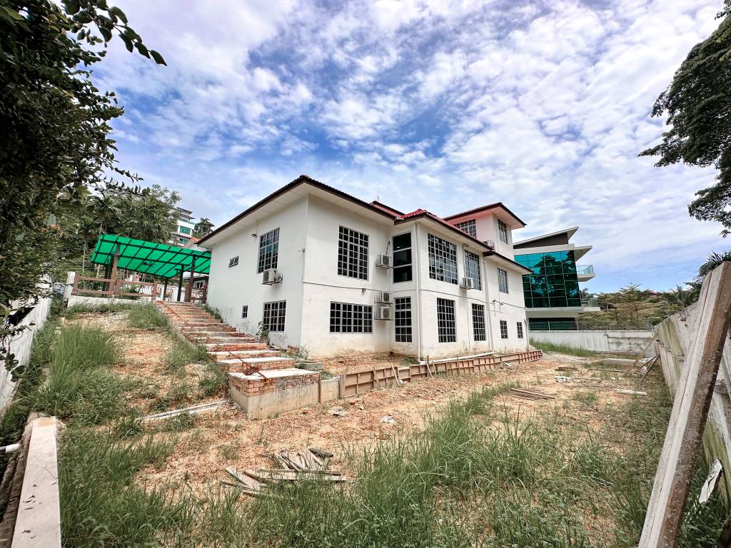 3 Storey Bungalow Bukit Rahman Putra - photo 8
