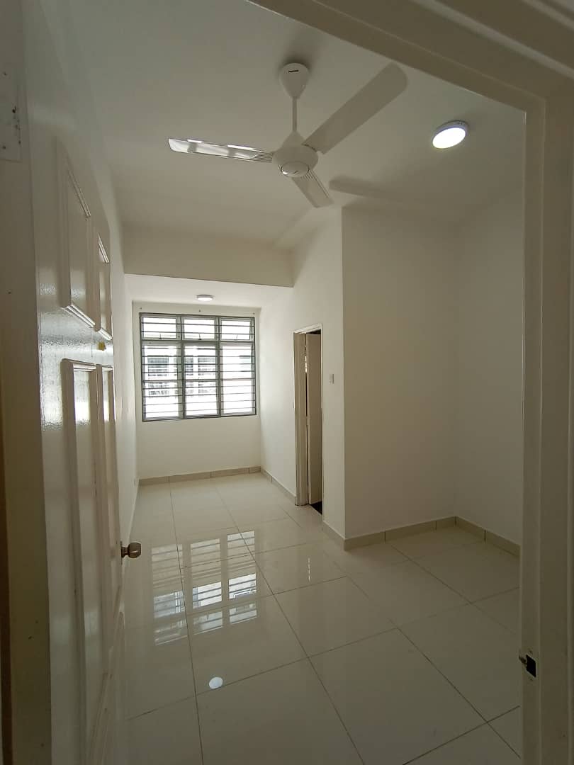 Taman Dato Demang Bdr Putra Permai Seri Kembangan - photo 8