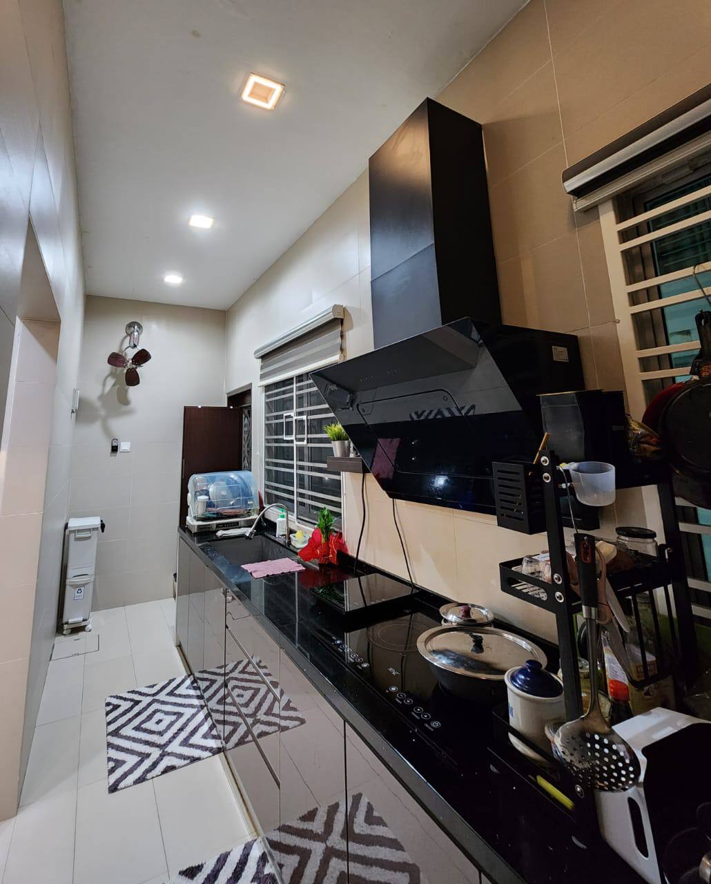 3 Storey Terrace Kazen 2, Saujana Puchong - photo 2