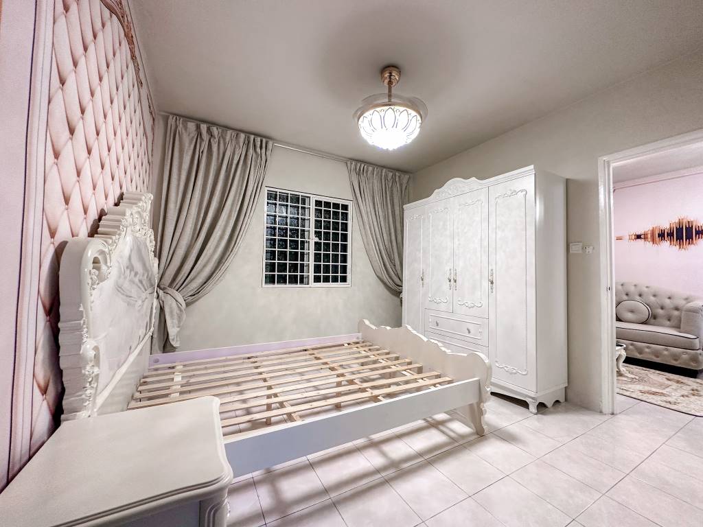 Flora Damansara Block D - photo 4
