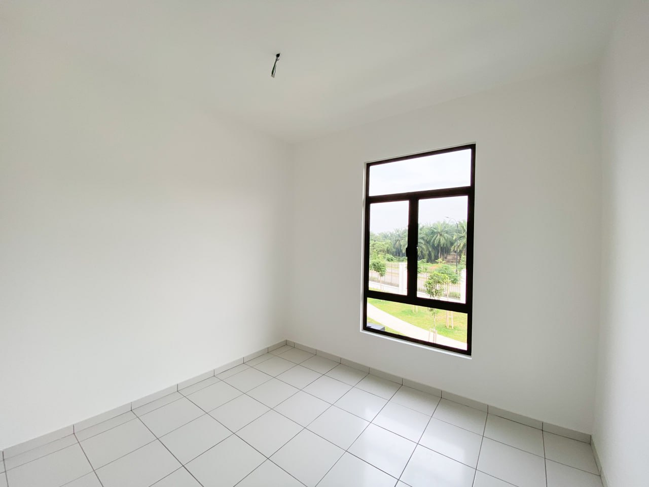 End Lot Regent Garden Eco Grandeur Puncak Alam - photo 3
