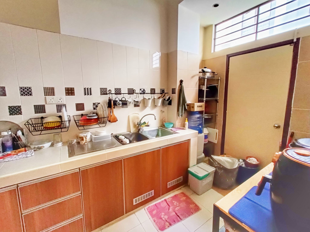 Double Storey Terrace, Levena Bukit Raja, Klang - photo 7