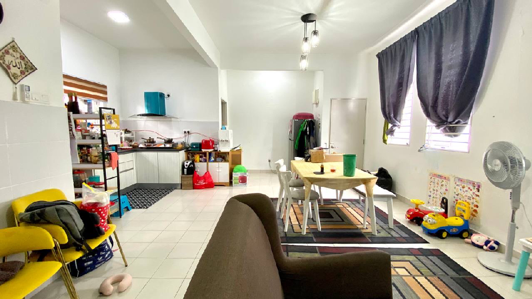 Eristana 3 Storey Townhouse Saujana Utama,Sg Buloh (Level 1) - photo 9