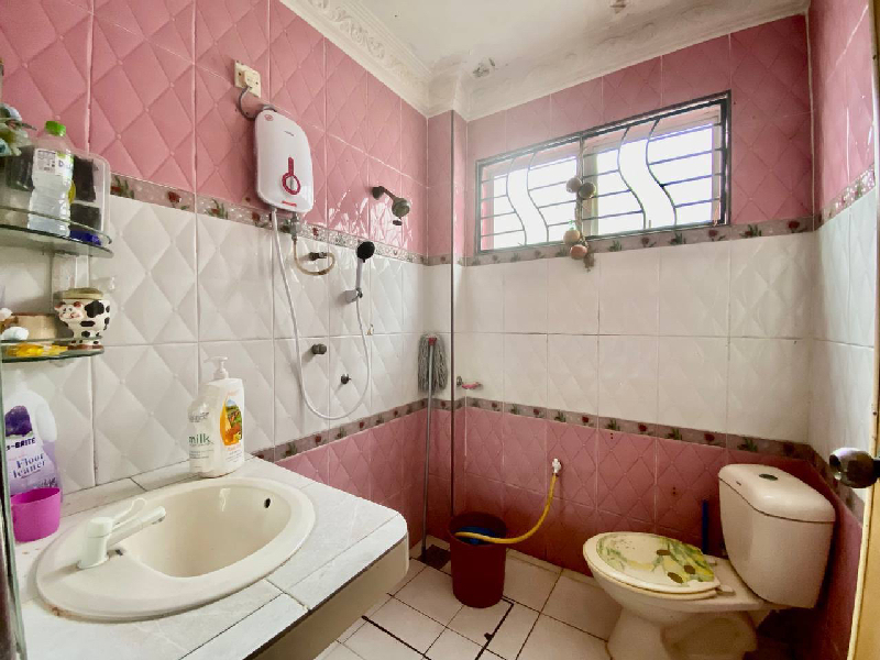 RENOVATED FULLY EXTENDED Corner Lot Taman Sentosa Klang - photo 10