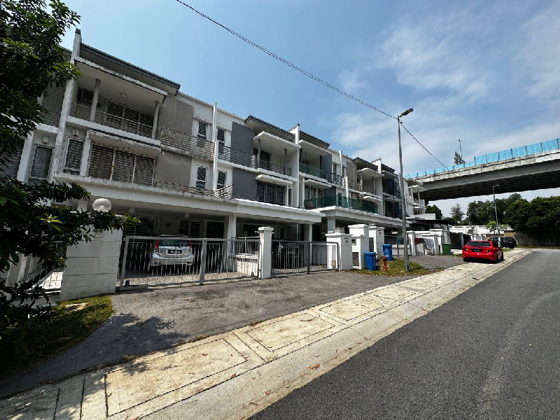 2.5 Storey Terrace Sunway Alam Suria Seksyen U10 Shah Alam - photo 2