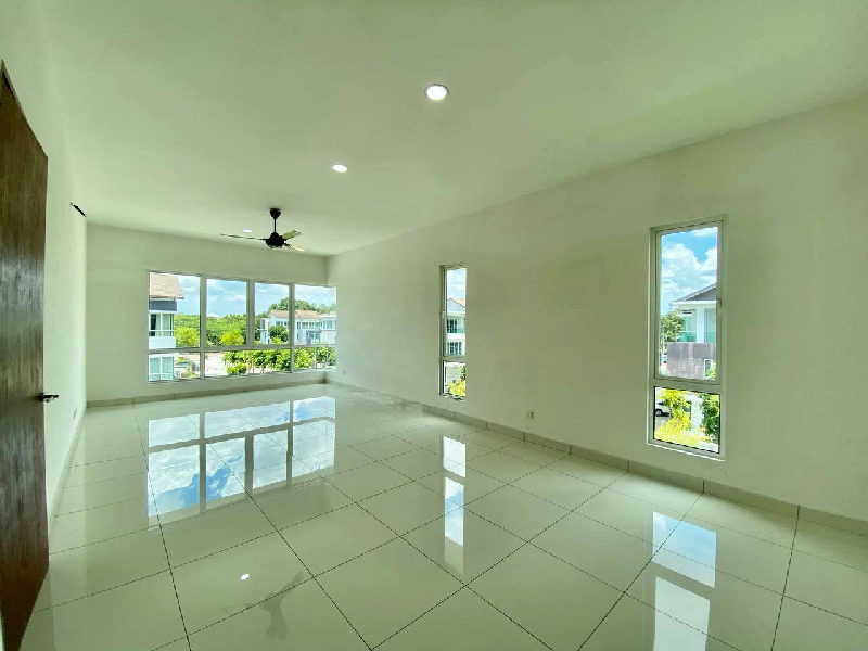 Corner Lot Double Storey Semi D, Ambang Botanic, Klang - photo 11