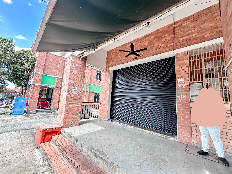 Alam Budiman Shop Lot End lot Ground Floor - photo 3