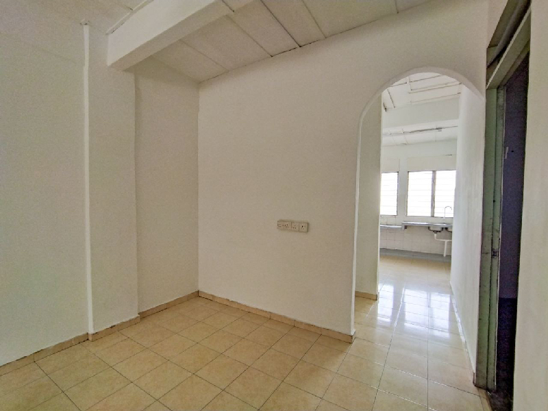 Flat Desa Mentari Blok 7, Petaling Jaya Selangor - photo 5
