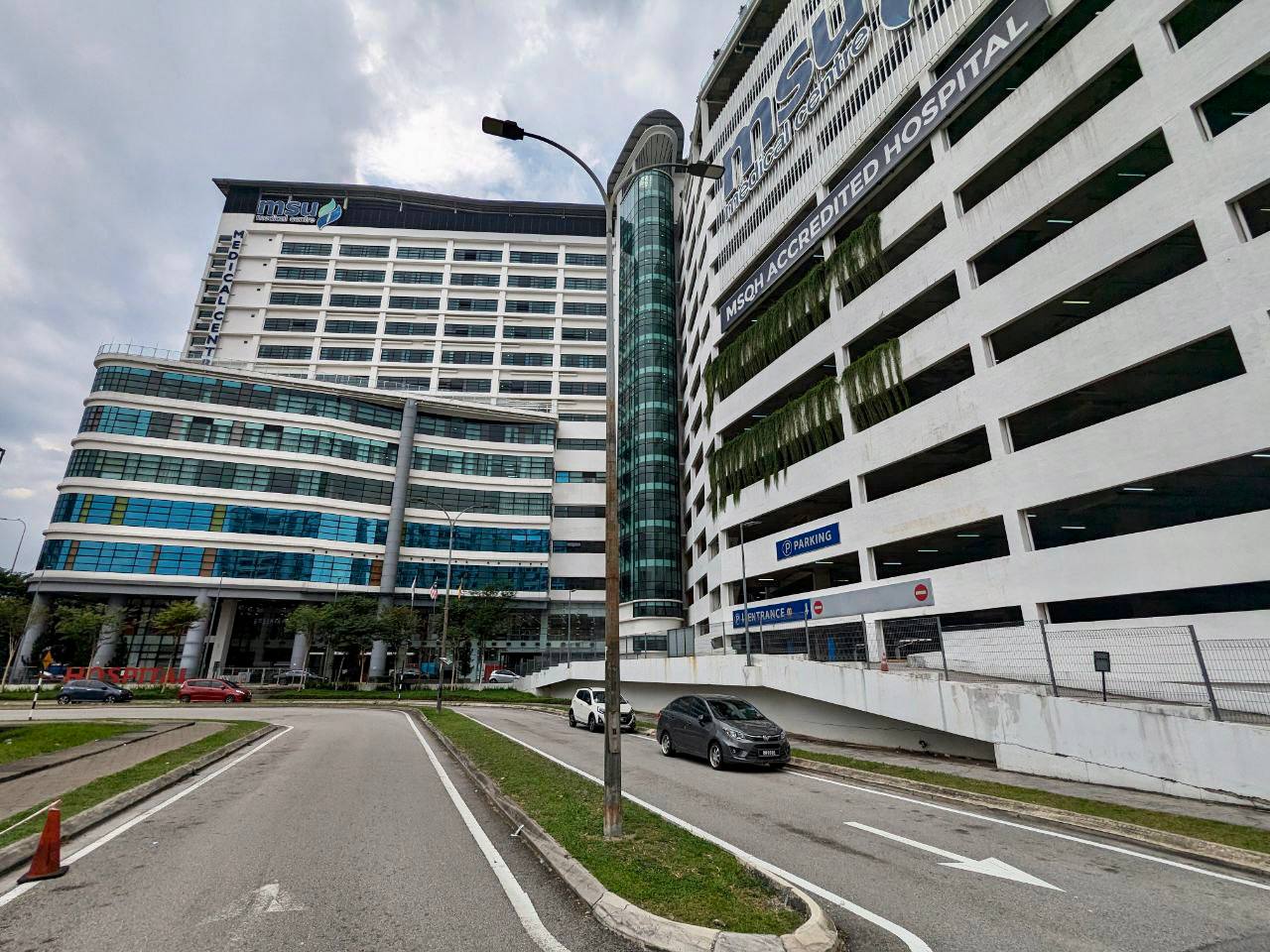 Pangsapuri Persanda 3, Seksyen 13, Shah Alam - photo 2