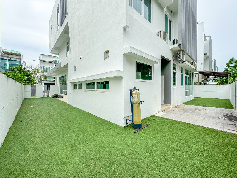 3STOREY BUNGALOW ASPEN GARDEN RESIDENCE, CYBERJAYA - photo 2