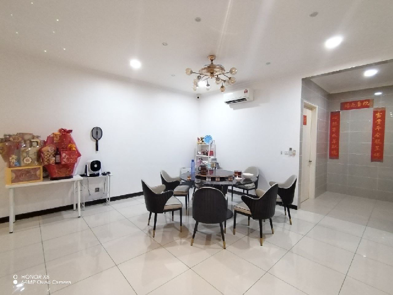2-storey Terraced HouseAnggun 2 Setia Alam, Selangor - photo 3
