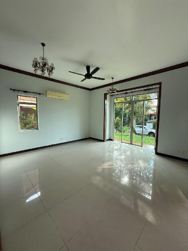 2 storey bungalow di Seksyen U13, Setia Alam, Selangor - photo 2