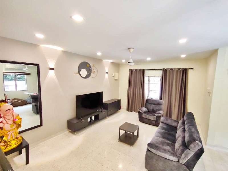 CORNER LOT 2 Storey Terrace SS14 Subang Jaya - RENOVATED - photo 4
