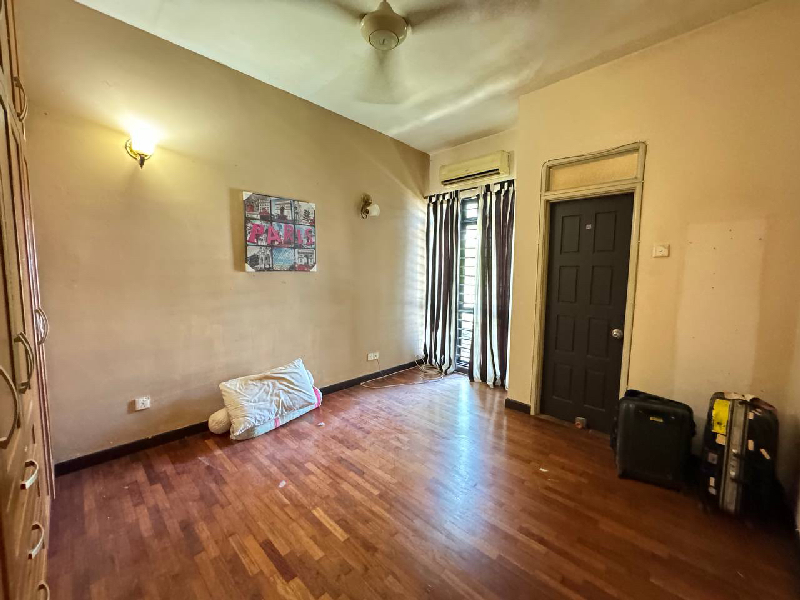 Superlink Jalan Birai Bukit JelutongMature neighbourhood - photo 11