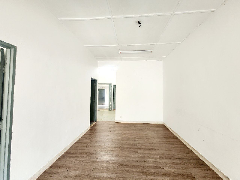 Single Storey Terrace at Seksyen 10, Shah Alam - photo 3